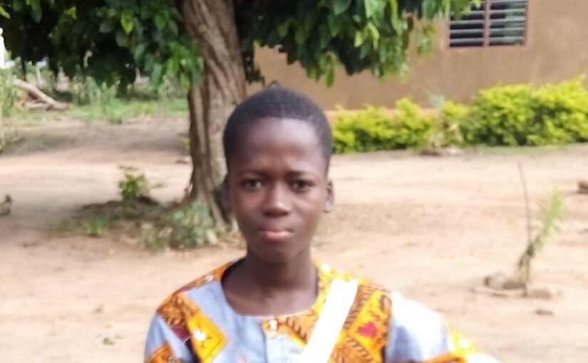 Nicolas – 14 ans (G) – Notsé – Togo – Soleil des Nations – en ligne  depuis le14 septembre