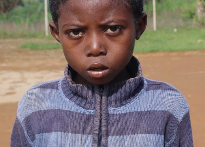 Olivier – 7 ans (G) – Ecole de Duve – Andranotaratra – Madagascar – en ligne le 17 janvier
