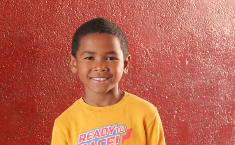 Stephano – 9 ans (G) – Ankazomanga – Tananarive – Madagascar – en ligne 22 février