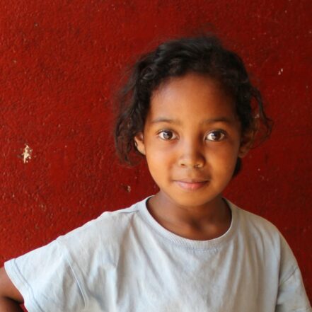 2025 MG5500721 Mirella TETE