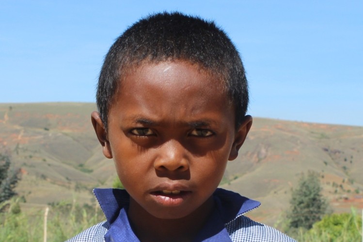 Kevine – 11 ans (G) – Ecole de Duve – Anderanotaratra – Madagascar – en ligne le 5 mars